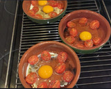Foto del paso 4 de la receta: Cherrys con huevos al horno