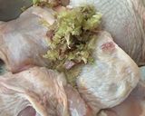รูปขั้นตอนการทำที่ 2 ของ “ไก่อบกะทิ”
