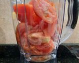 Foto del paso 2 de la receta: Salsa de tomates rápida y fresca