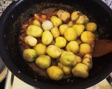 मखाने आलू की शाही सब्जी (makhane aloo ki shahi sabzi recipe in Hindi) रेसिपी चरण 3 फोटो