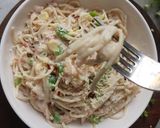 A picture of step 6 of Spaghetti In White Sauce.