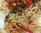 A picture of step 7 of Carrot rice and shredded beef sauce.
