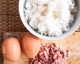 รูปขั้นตอนการทำที่ 1 ของ ข้าวผัดหม่ำหมูชัยภูมิ