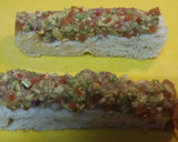 Foto del paso 5 de la receta: Focaccia con guacamole y sardinas marinadas