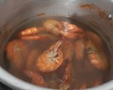 Foto langkah ke 1 dari resep Tumis Udang Bawang Putih.