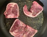 A picture of step 3 of Lamb and salad.