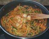 Foto del paso 4 de la receta: Spaghetti de verduras con ostiones