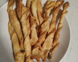 Foto del paso 4 de la receta: Palitos de pan con queso