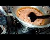 A picture of step 10 of Lahori halwa porri with aalo aur chana bhaaji.