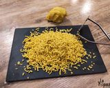 Une image de l'étape 2 de Passatelli in brodo.