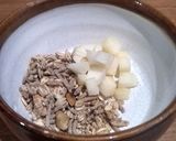 Foto del paso 1 de la receta: Granola con yogur