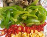 Fusion chicken tikka pizza recipe step 3 photo