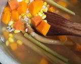 Foto langkah ke 2 dari resep 14. Bubur Manado tinutuan.