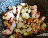 รูปขั้นตอนการทำที่ 5 ของ ตำมะยมหมูตกครก
