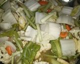 Foto langkah ke 3 dari resep Capcay Kuah Tofu.