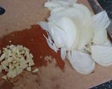 A picture of step 3 of Japanese-style spaghetti with garlic and tuna (Easy recipe).