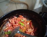A picture of step 2 of Chicken karahi.