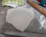 Foto del paso 6 de la receta: Fugazzeta Rellena sin horno!!