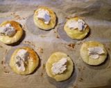 A picture of step 2 of Salmon and philly puffs.
