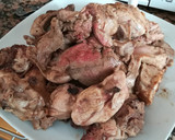 Foto del paso 5 de la receta: Paella mixta de conejo y marisco en barbacoa
