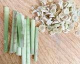 Hình bước làm 2 của món Bún bò Huế chay