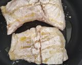 Foto del paso 2 de la receta: Bacalao skrei sobre parmentier de yakiniku con salsa de naranja y mantequilla
