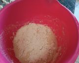 Foto del paso 1 de la receta: Pan 🍞 especiado con zanahoria, verdeo y ají