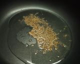 A picture of step 2 of Sabudana khichdi.