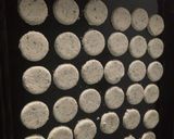 Foto del paso 3 de la receta: Minicrackers gluten free de provenzal y semillas