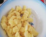 A picture of step 2 of Spanish Potato and Onion Omelette (Tortilla de Patata y Cebolleta).