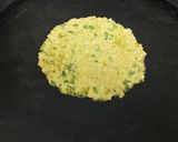 A picture of step 4 of Oats chilla.