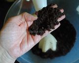 A picture of step 3 of Oreo truffles.