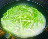 Hình bước làm 2 của món Canh ngó khoai