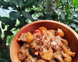 Foto langkah ke 4 dari resep Semur Daging Kentang.