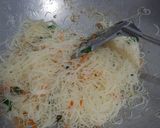 Foto langkah ke 3 dari resep Oseng Bihun Putih (bisa untuk isian risol).