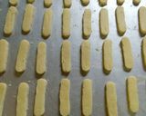 Foto langkah ke 4 dari resep Kastengel Keju.