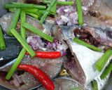 Hình bước làm 1 của món Cá cam kho gừng