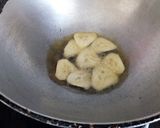 A picture of step 3 of Nendran banana chips.