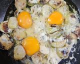Foto del paso 4 de la receta: 🍳🧀Revuelto de repollitos de Bruselas a los 4 quesos 🧀🍳