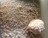 Foto langkah ke 4 dari resep Bola-bola nasi simple.