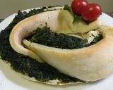 Foto del paso 3 de la receta: Corona Navideña salada, fácil y económica