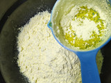 बेसनाचे लाडू (besanche ladoo recipe in marathi)