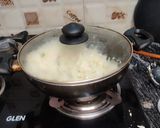A picture of step 5 of Gobhi Aloo Chop.