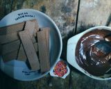 Foto langkah ke 1 dari resep Wafer balut cokelat.