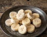 Foto del passaggio 1 della ricetta Gelato Crema di Banana e Cioccolato Fondente