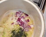 Tarhonyás hús (sertés pörkölttel lecsóval) recept fázis 3 fotója