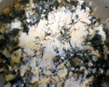 Foto del paso 3 de la receta: Espinaca y Acelga con Salsa Blanca rápida