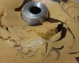 Foto langkah ke 5 dari resep Bolu Marmer.