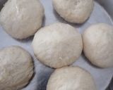 A picture of step 2 of Mozzarella Brot.