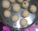 A picture of step 2 of Cheese Balls.